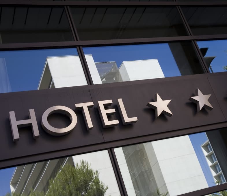 Viel Substanz für wenig Geld | Großes Hotel mit Potential nach Revitalisierung oder anderweitige Nutzung!