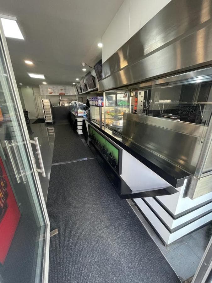 Top-Lage: Großes Restaurant im belebten Hasper Zentrum