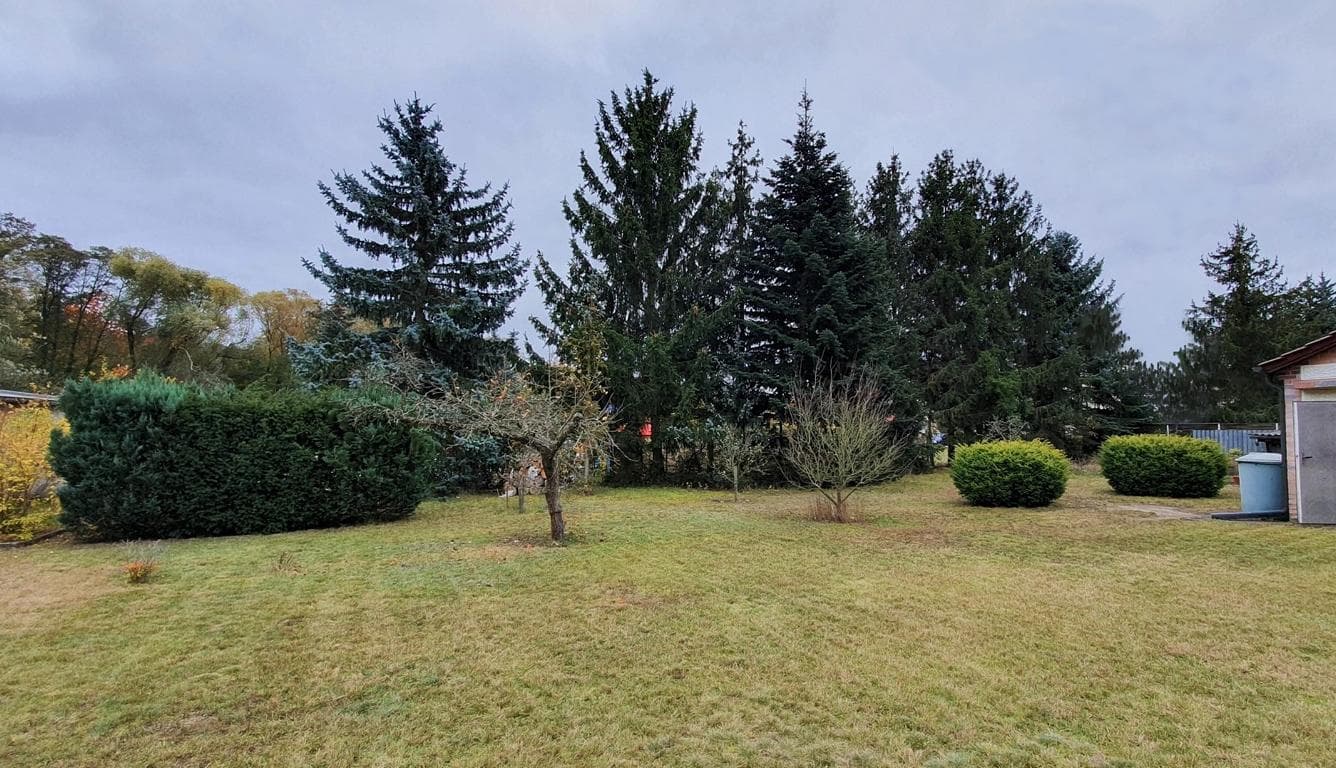 Kleiner romantischer Dreiseitenhof in Weißkollm. Und in Nähe zum Dreiweiberner See