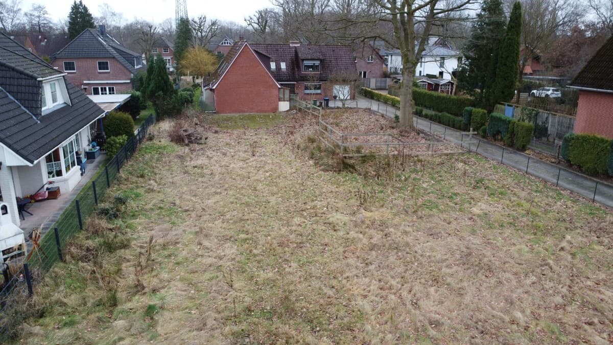 Naturnahes Wohnen in der Metropole Hamburg: Baugrundstück in Hamburg-Bergstedt