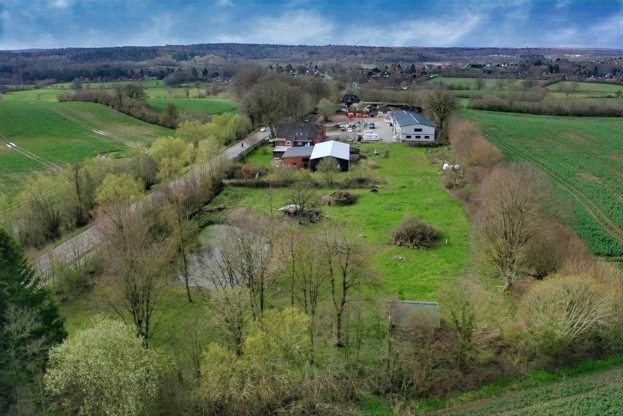 Großes Gewerbegrundstück in Kasseedorf