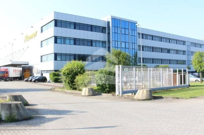 BUERO.flächen im Logistikcenter Leipzig/Halle an der A9