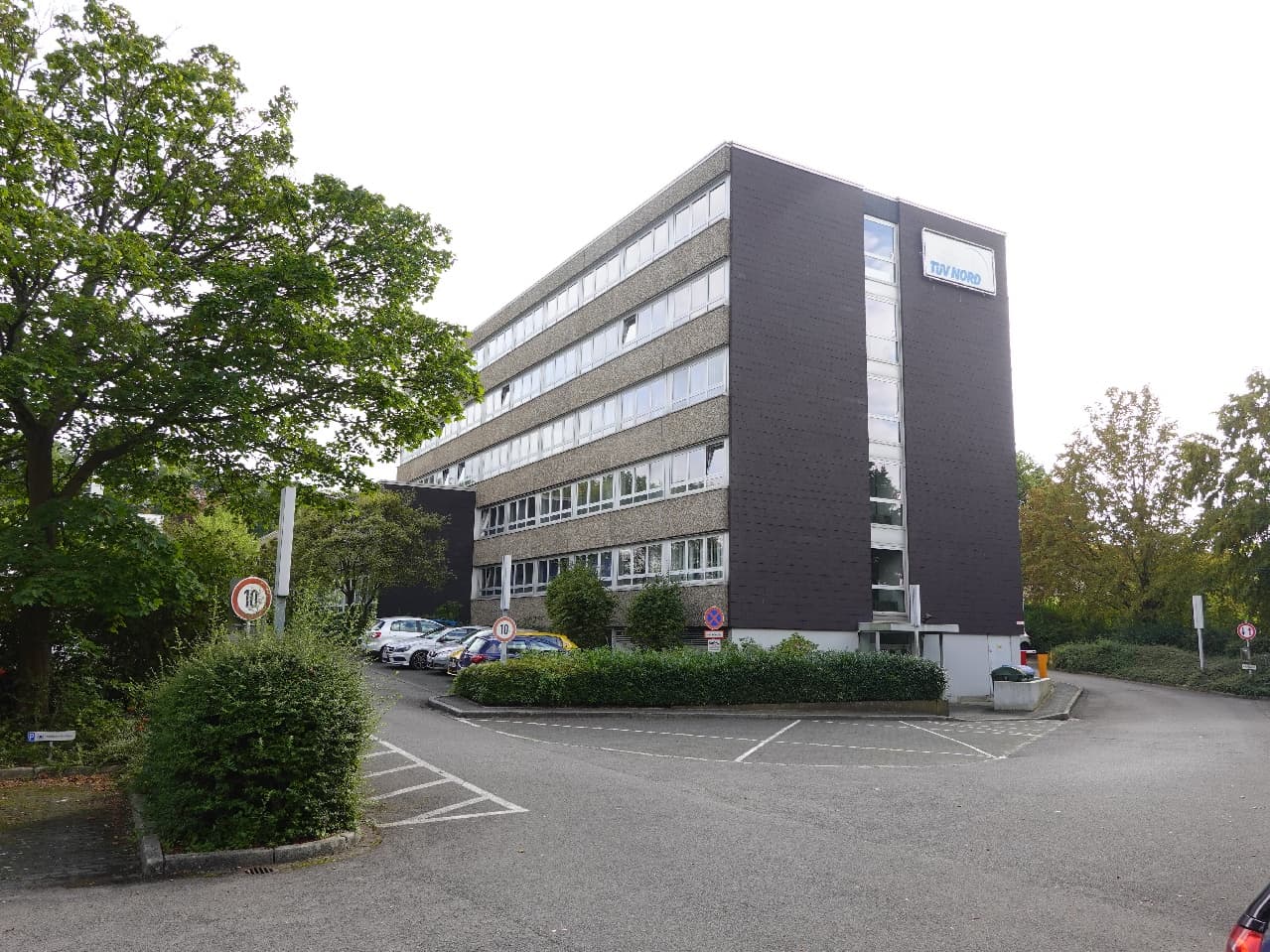 Provisionsfrei! Neuer Firmenstandort mit Aufzug (ca.235- 450 m²) in zentraler Lage - Hagen- Loxbaum