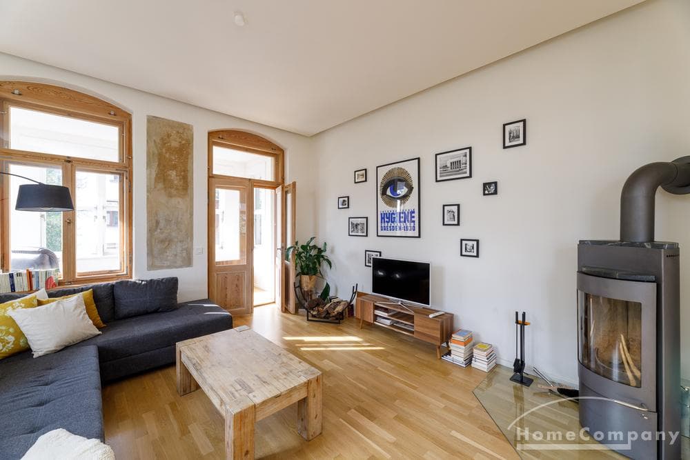 26211 HomeCompany Dresden Möbliert/Furnished 4-Zimmer Apartment in Dresden-Bühlau max. 6 Personen