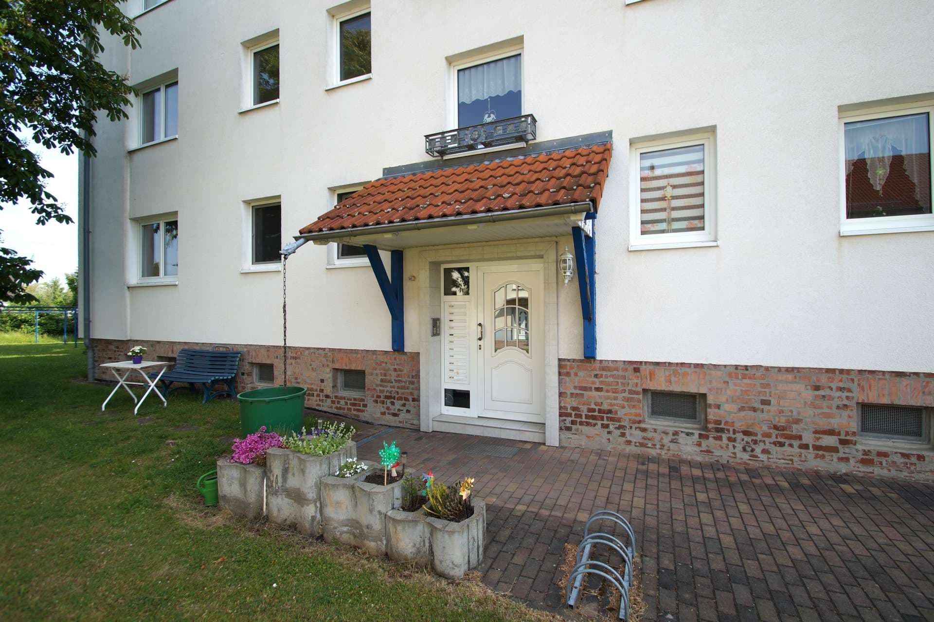 ++ Frisch Sanierte 2-Raumwohnung mit schöner Einbauküche++