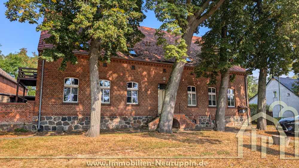 Solide Kapitalanlage oder vielleicht doch zum Selbstbewohnen? Tolles Mehrfamilienhaus in Manker!