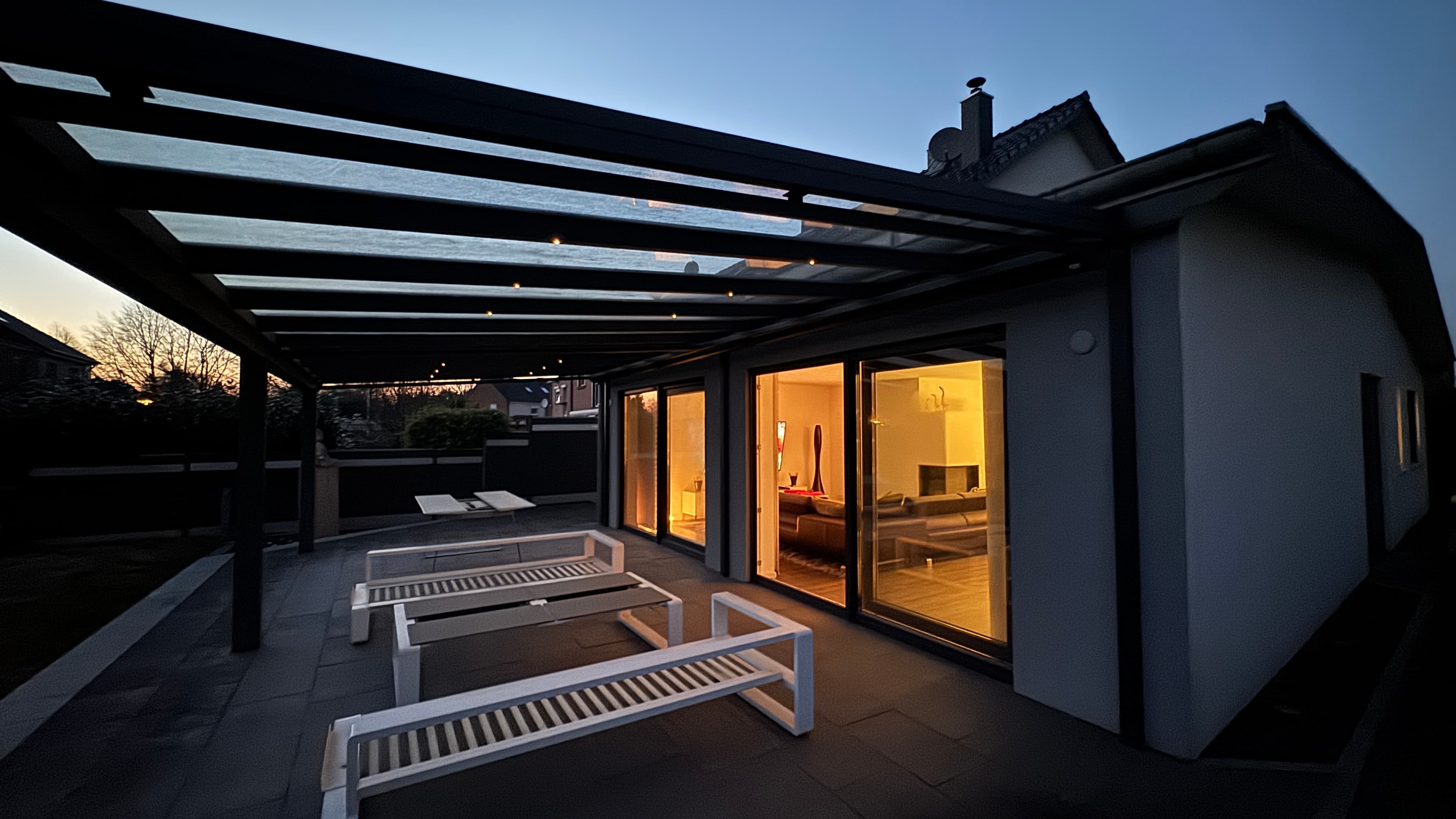 VHB: -Lübeck- trifft auf modernes *Wohnen*! Endreihenhaus mit luxuriösem Anbau