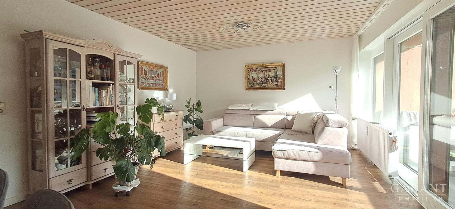 Helle 3 Zimmer-Wohnung in zentraler Lage