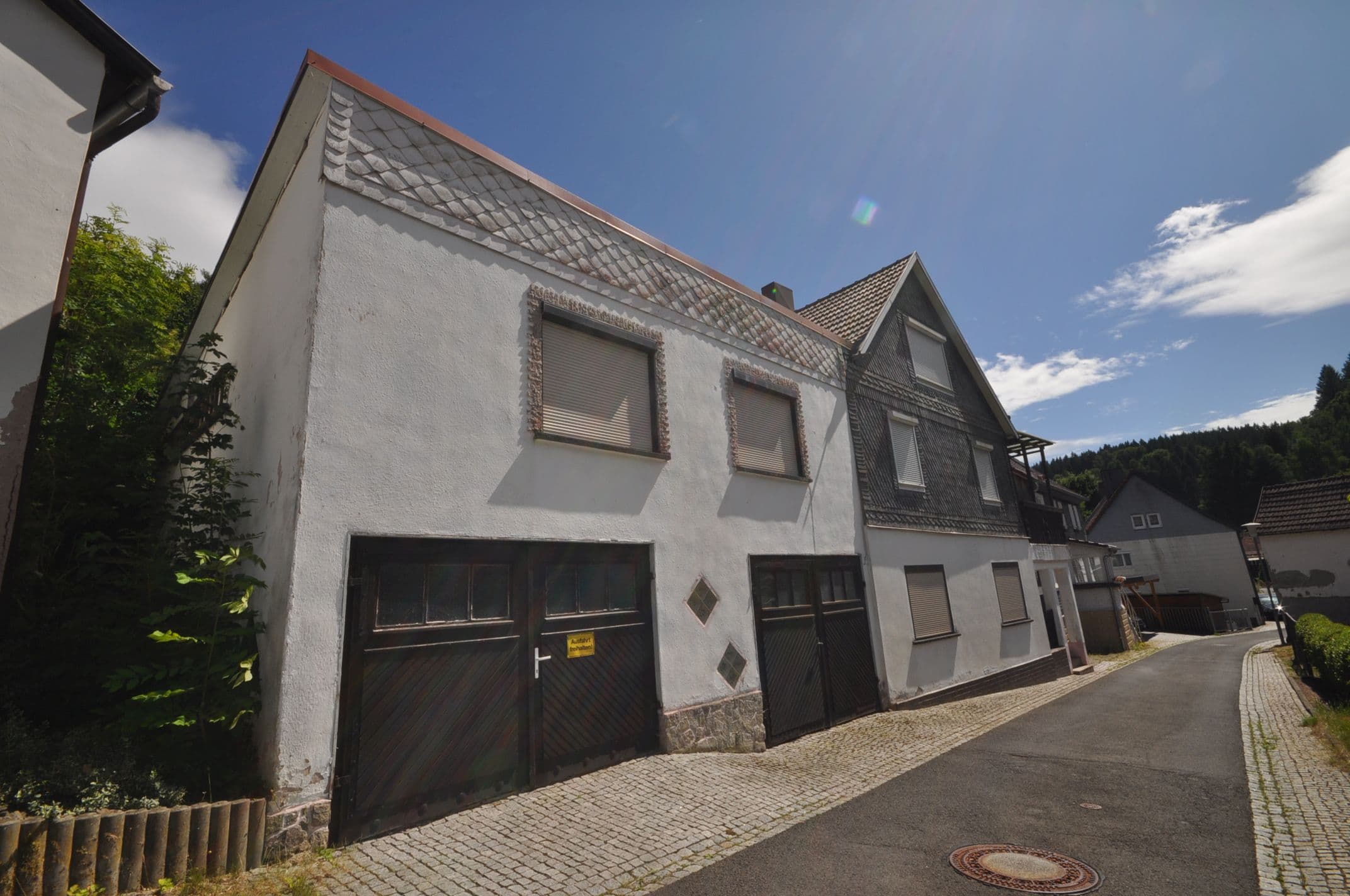 Großes Einfamilienhaus