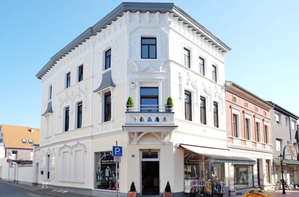 Prachtvolles Jugendstil Wohn- und Geschäftshaus in Viersen-Dülken mit Innenhof, Lager, Garage