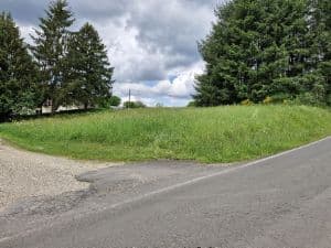 ruhig gelegenes Baugrundstück in leichter Südhanglage mit Fernblick