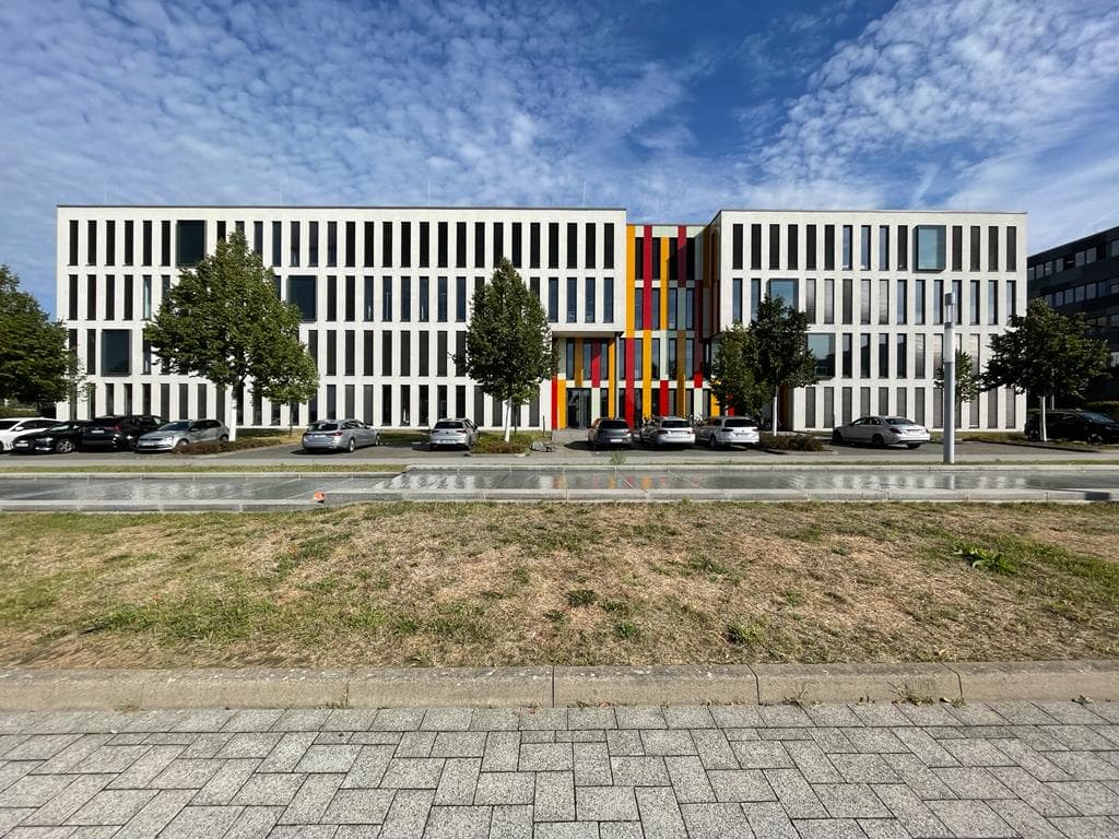 Premiumlage am Rhein: Büroflächen in Monheim – exklusiv bei corealis