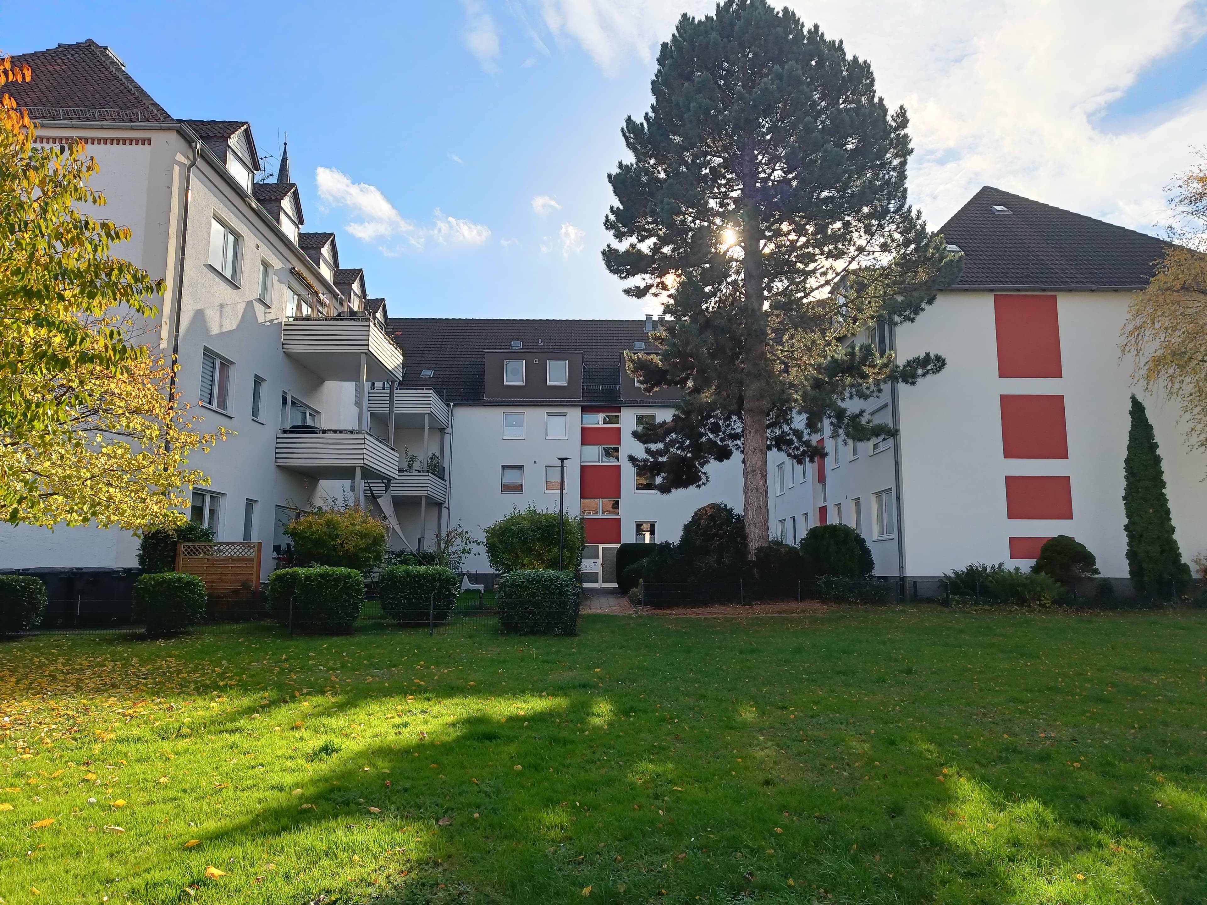 Große ETW mit Südbalkon und Garage