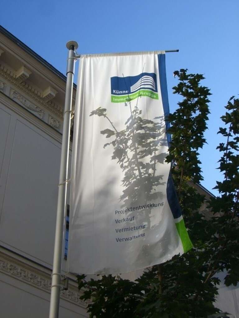 Großzügiges Baugrundstück mit Umnutzungspotenzial zu Wohnraum