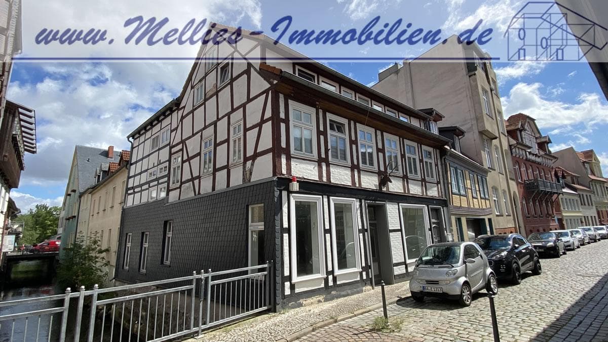 Wohnung mit Dachterrasse und Gewerbeinheit im Erdgeschoß im Herzen von Salzwedel