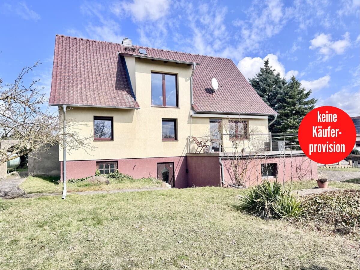 HORN IMMOBILIEN ++ Einfamilienhaus in Tantow mit Einbauküche, Garage und großem Grundstück
