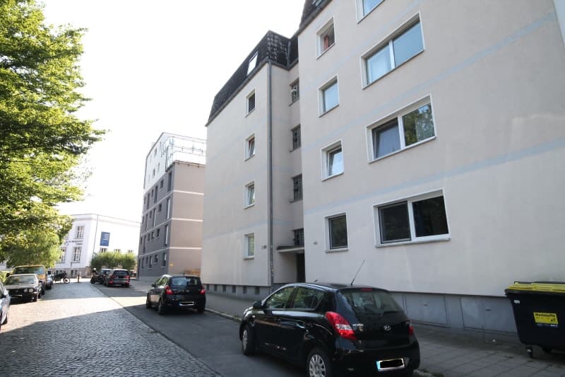 Motorradstellplatz in einer Tiefgarage im westlichen Ringgebiet
