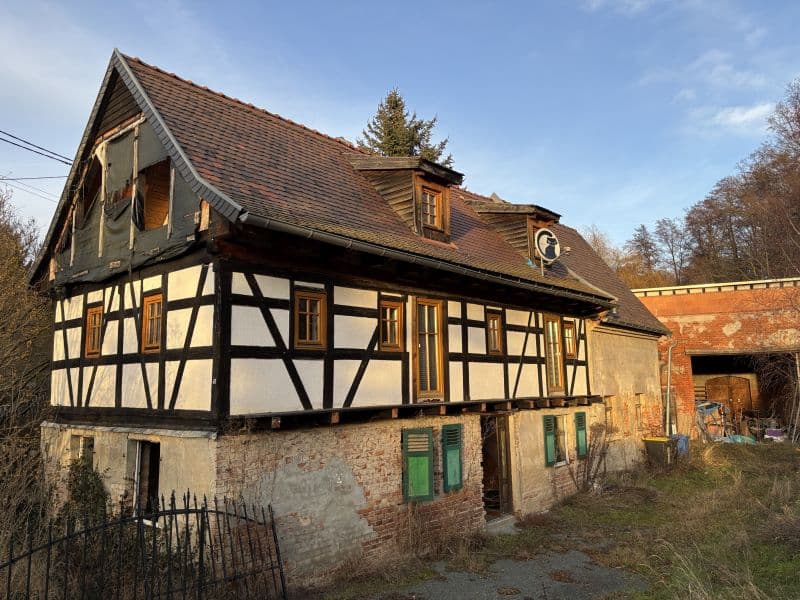 2 Fam.- Fachwerkhaus für Liebhaber