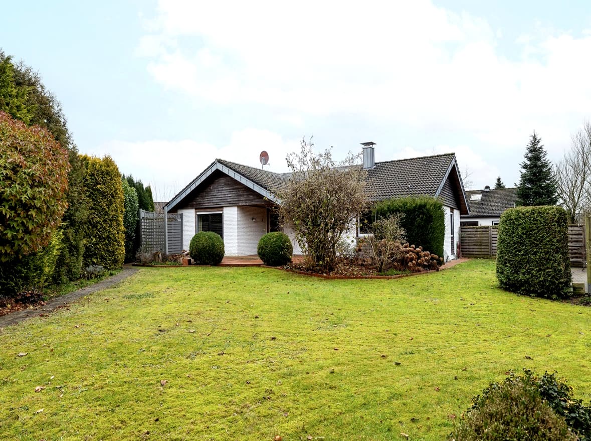 Gepflegter Bungalow mit großem Garten in ruhiger Sackgasse von Schloß Holte-Stukenbrock