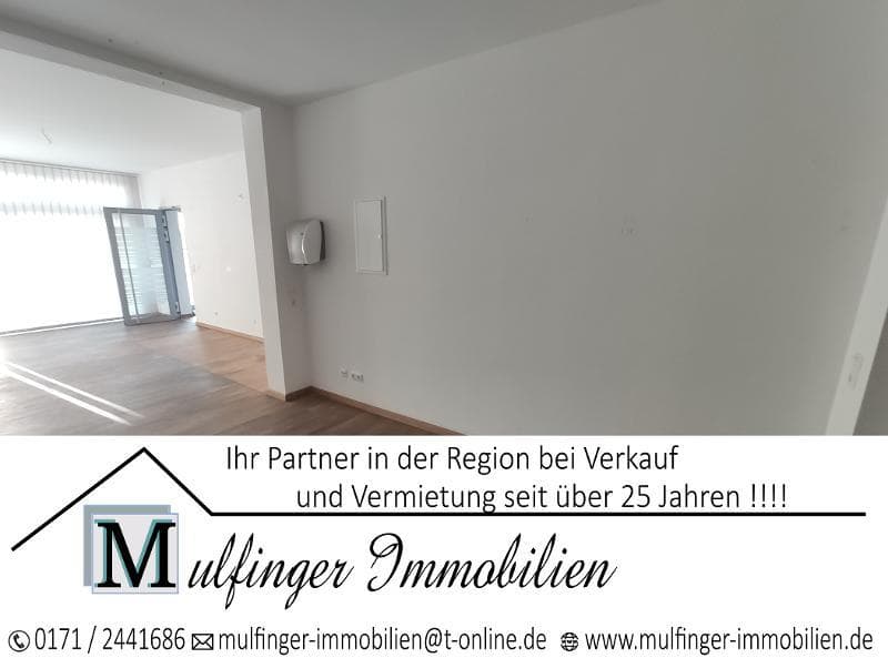 Laden- oder Bürofläche (rechts, zentral gelegen)