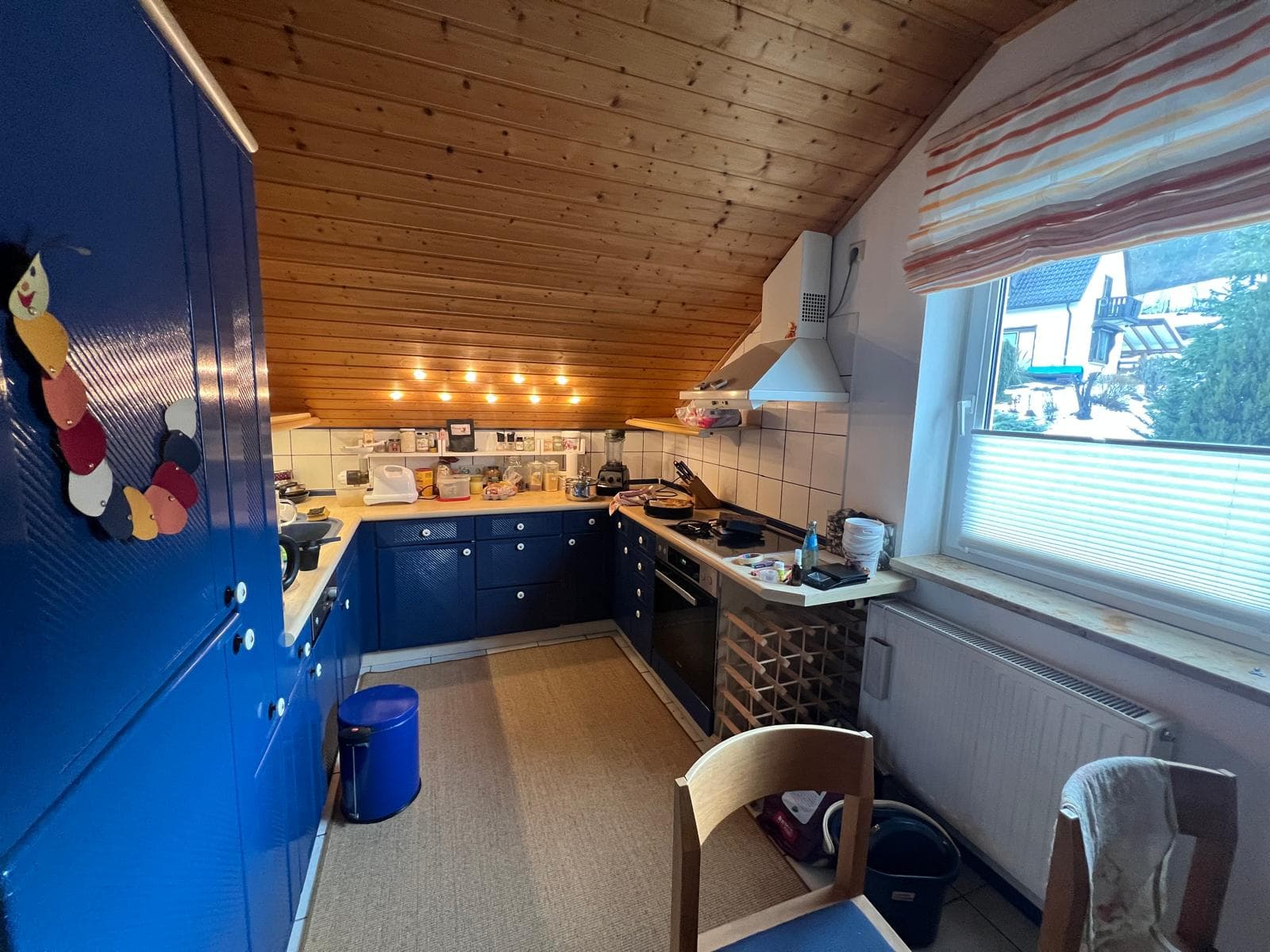 Zum Verkauf: ETW 3 Zimmer - Küche - Bad - Balkon - Stellplatz - Kellerraum - Gartenbereich in 96472 Rödental