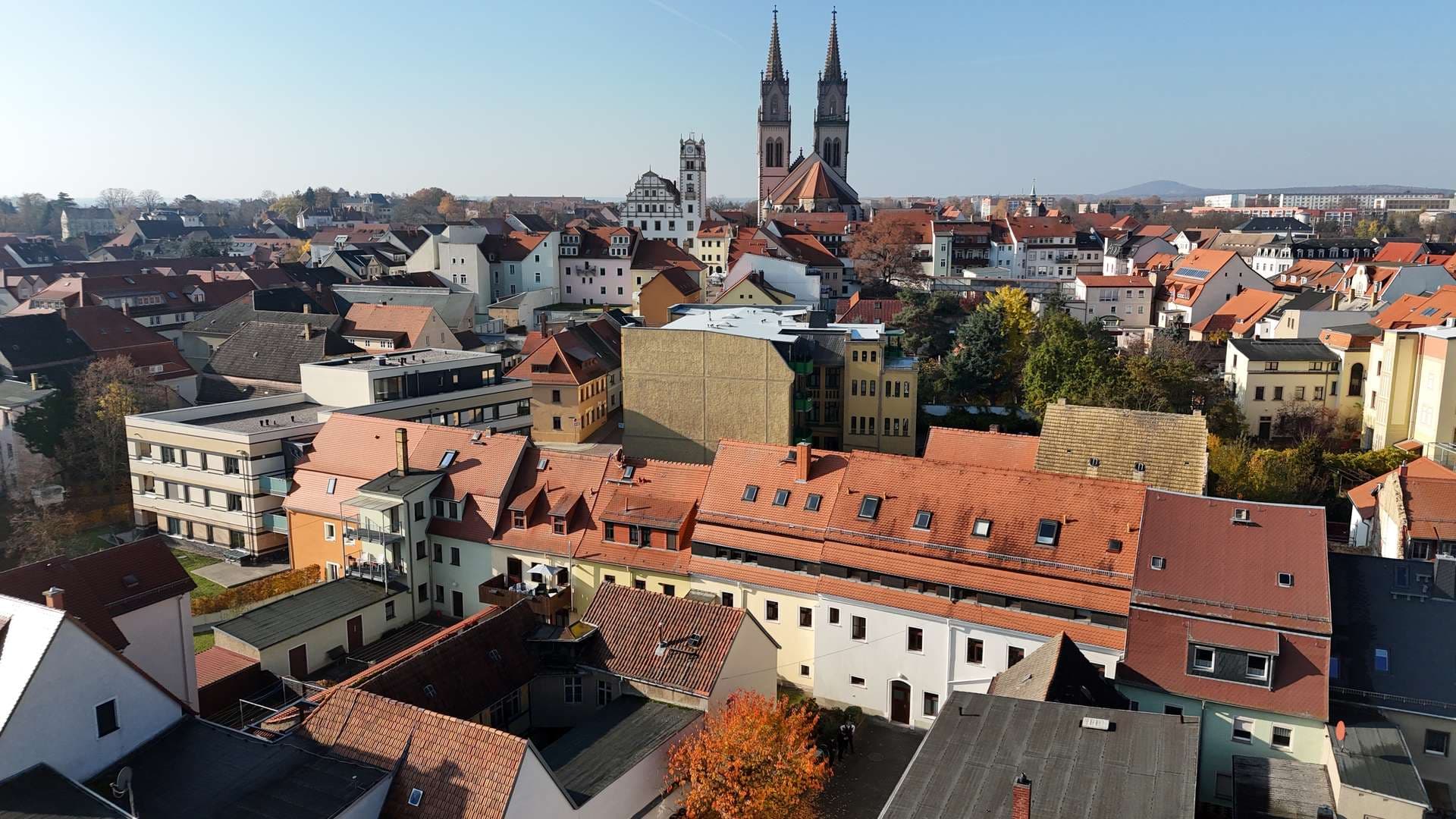 Immobilienpaket bestehend aus EFH, MFH, HH, unsa. HH in Oschatz