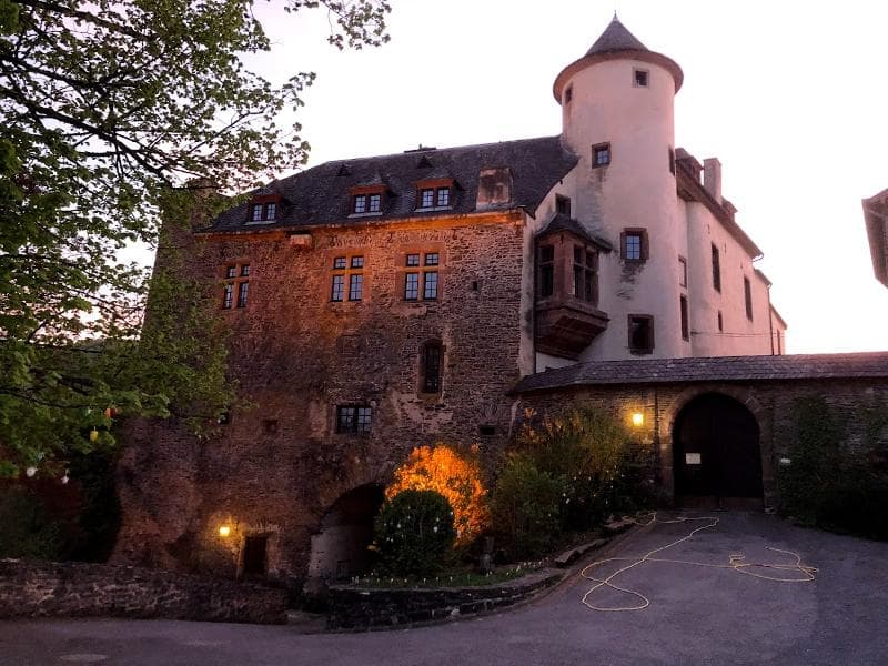 Neuerburg/ Eifel, zentrumsnah - charmantes, kleines Haus für kleines Geld - auch als Ferienhaus geeignet