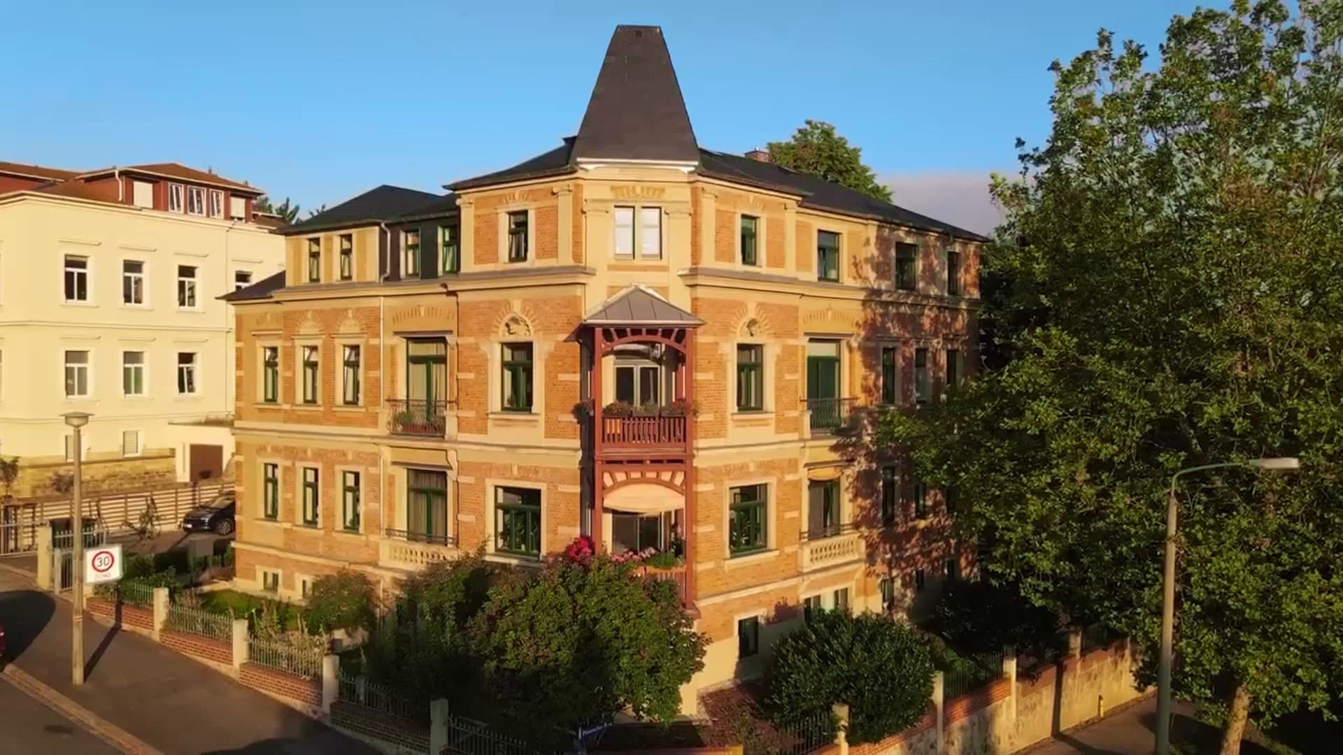 Exklusive Gründerzeit-Loft mit eigener Terrasse