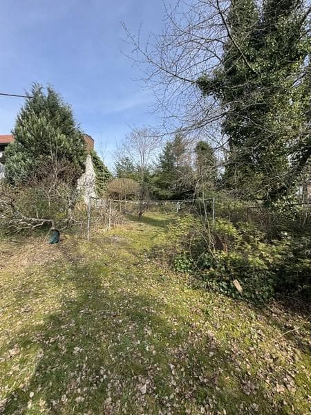 Beste Wohnlage - ruhig mitten im Wald und doch Großstadtnah - hier kann man sich ein Heim bauen!