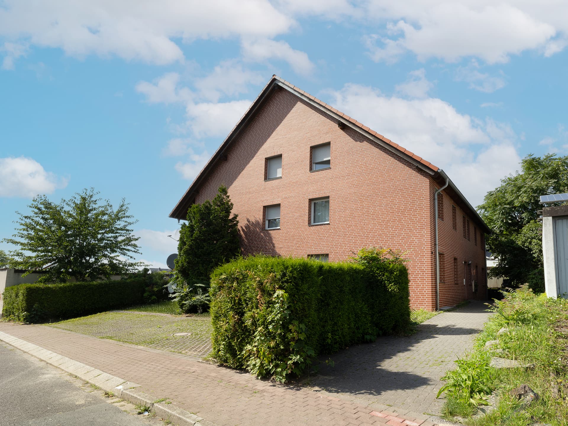 Solides & vollvermietetes Mehrfamilienhaus trifft auf attraktive Lage in Bönen