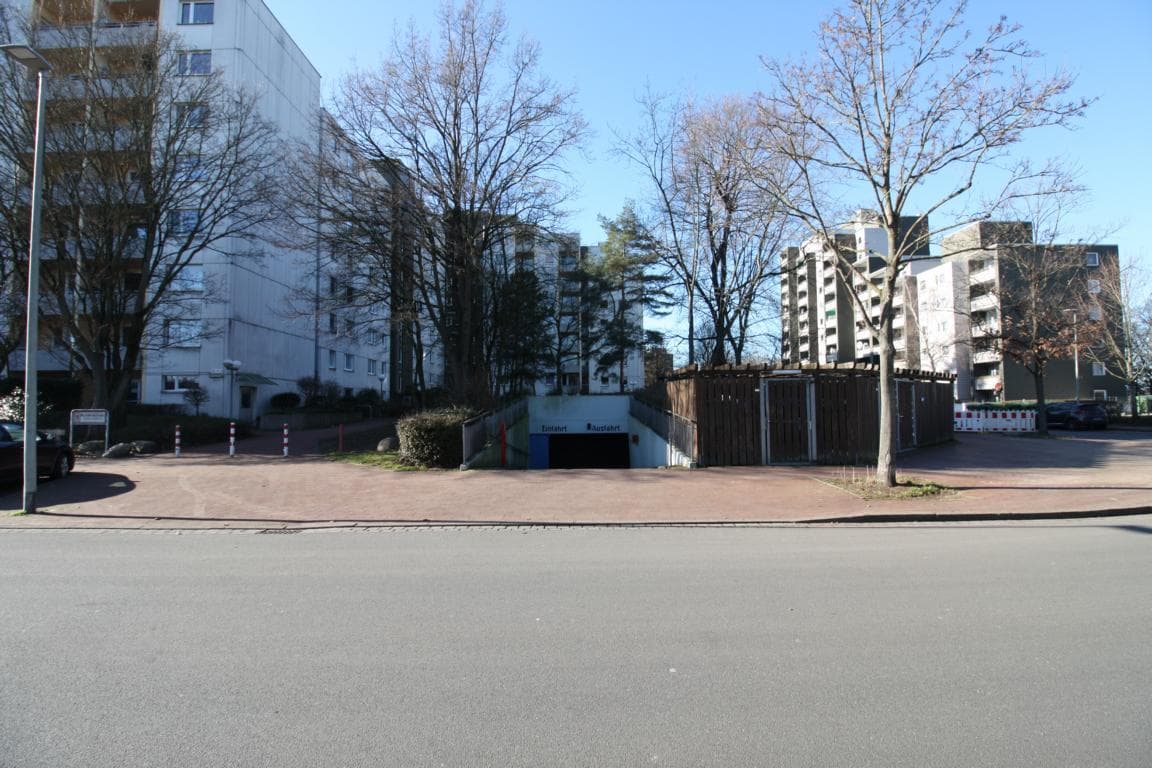 Parken in Hannover, Hinrichsring. Einen Monat kostenfrei Parken**