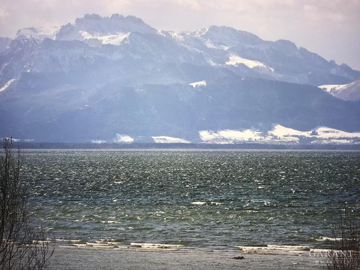 Grundstück nur 350 Meter vom Chiemsee entfernt - Chance für Investoren auf starken Wertzuwachs