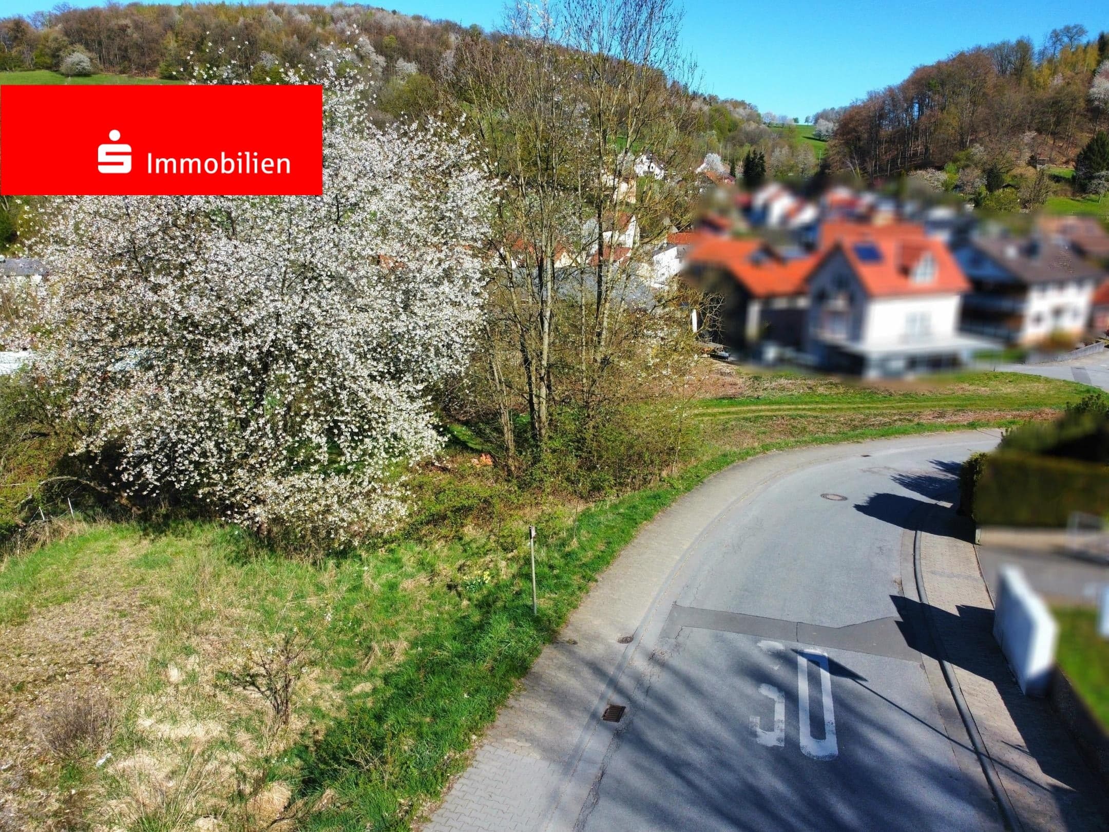 3 Baugrundstücke und diese hier verfügt über 559 m² , viel Platz für Ihr Traumhaus!