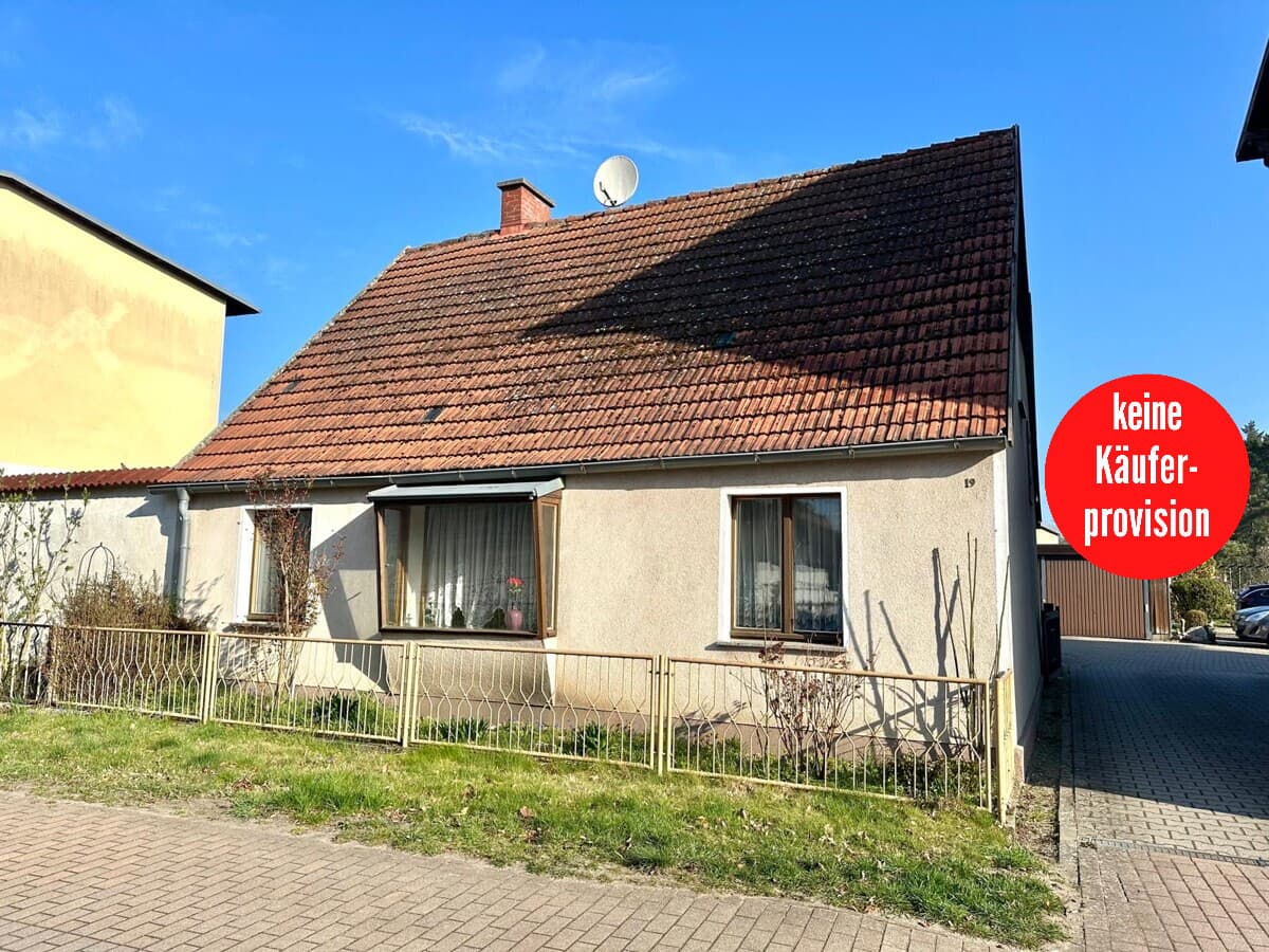 HORN IMMOBILIEN ++ kleines Einfamilienhaus in zentraler Lage in Ducherow