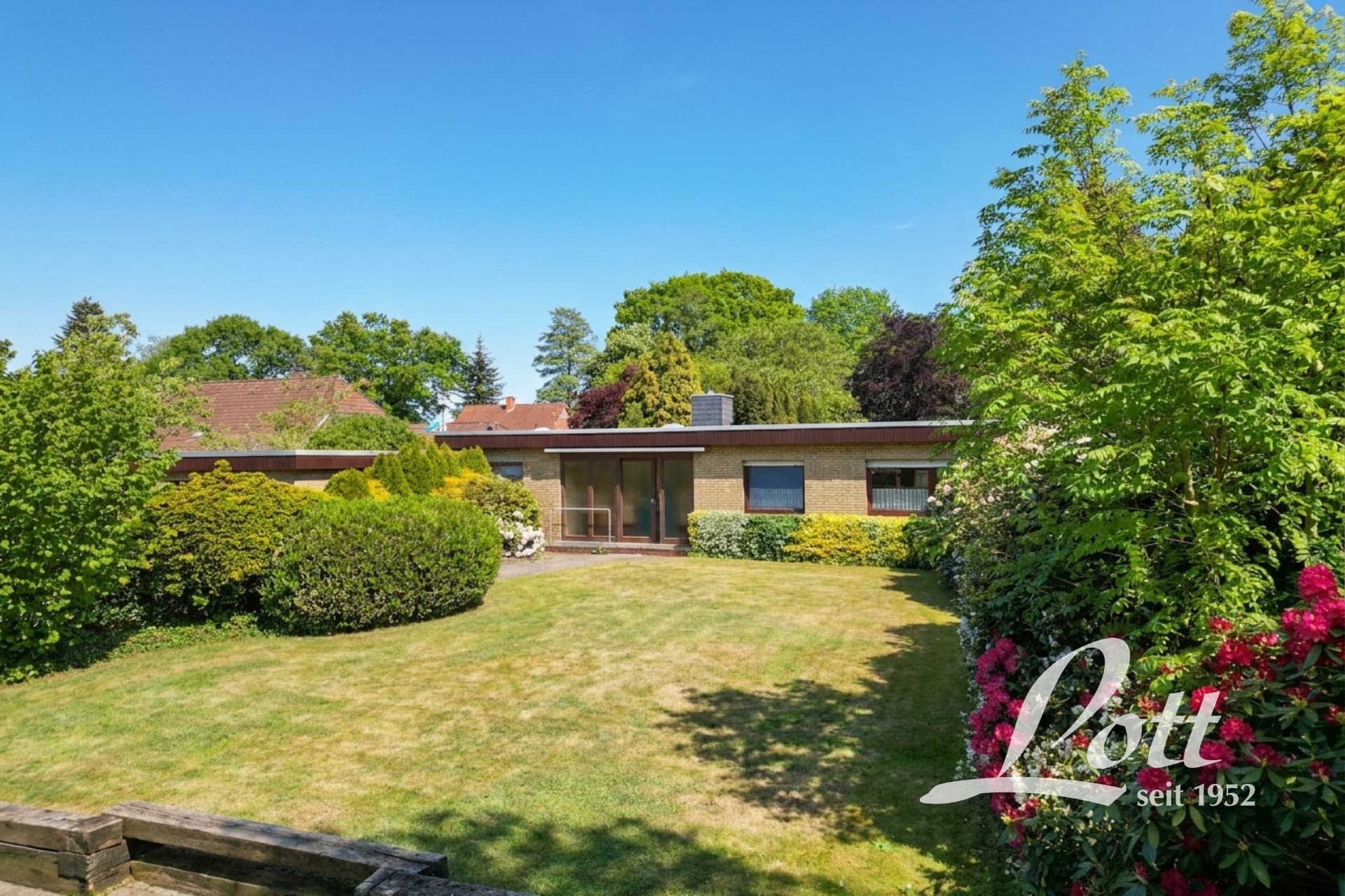 +++ Wohnen auf einer Ebene: Bungalow mit Garage und großem Garten in Ocholt +++