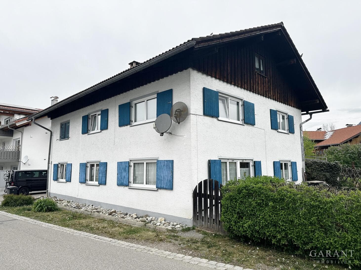 * Zweifamilienhaus - Kapitanlage mit Potenzial! *