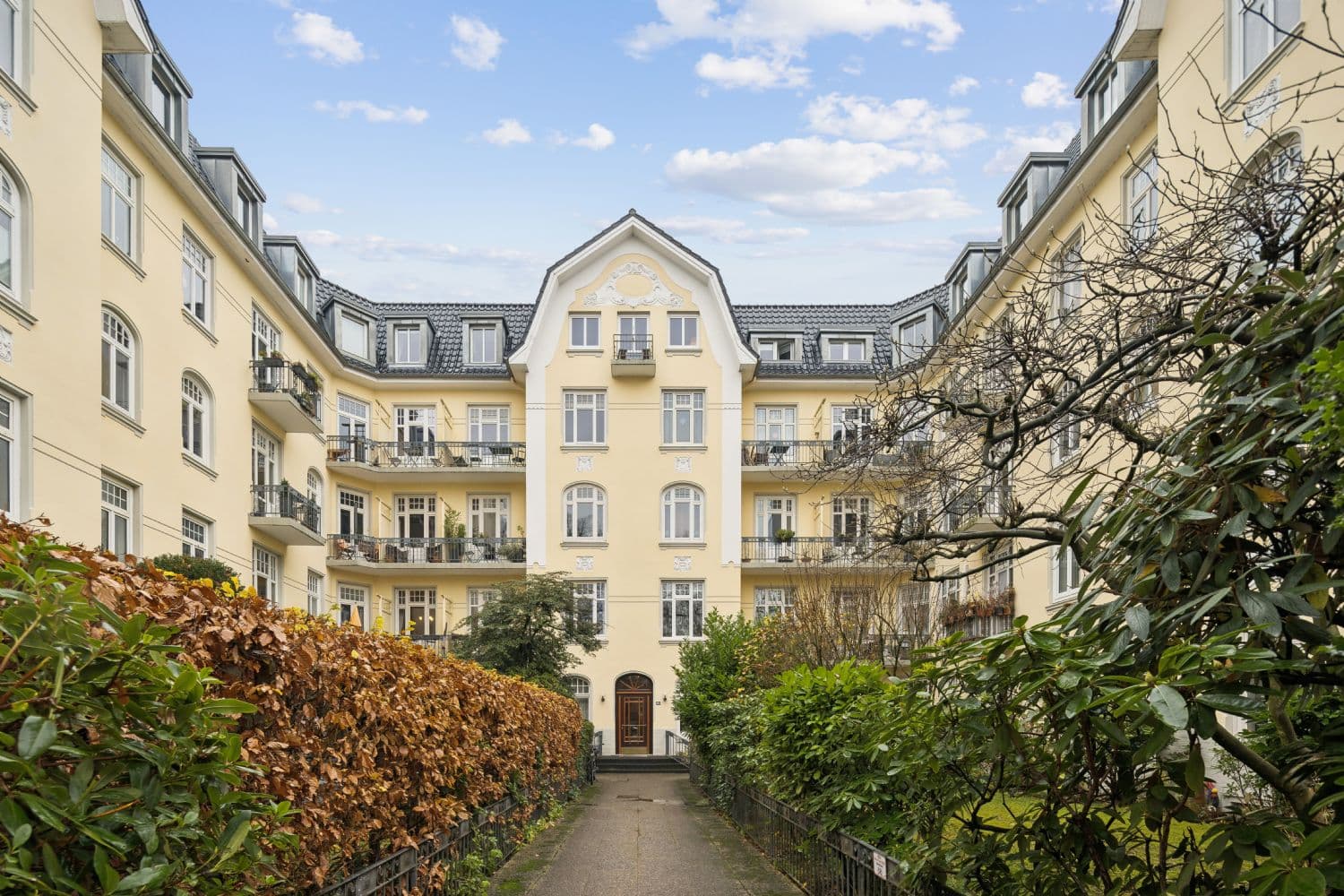 NEUER PREIS! URBANES LEBENSGEFÜHL IN UNMITTELBARER NÄHE ZUM RONDEELTEICH