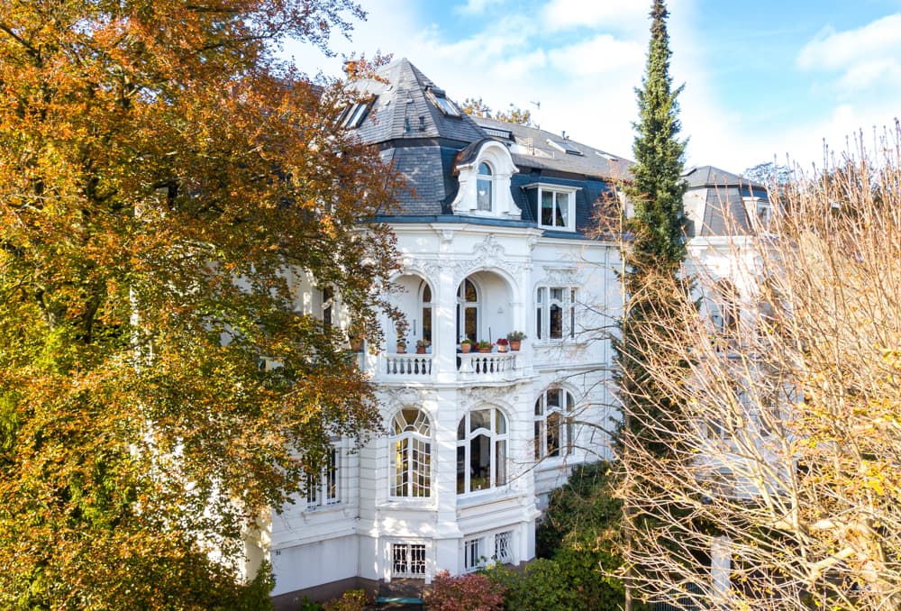 Gründerzeitvilla – meisterhaft restauriert, edel inszeniert, in legendärer Villenlage