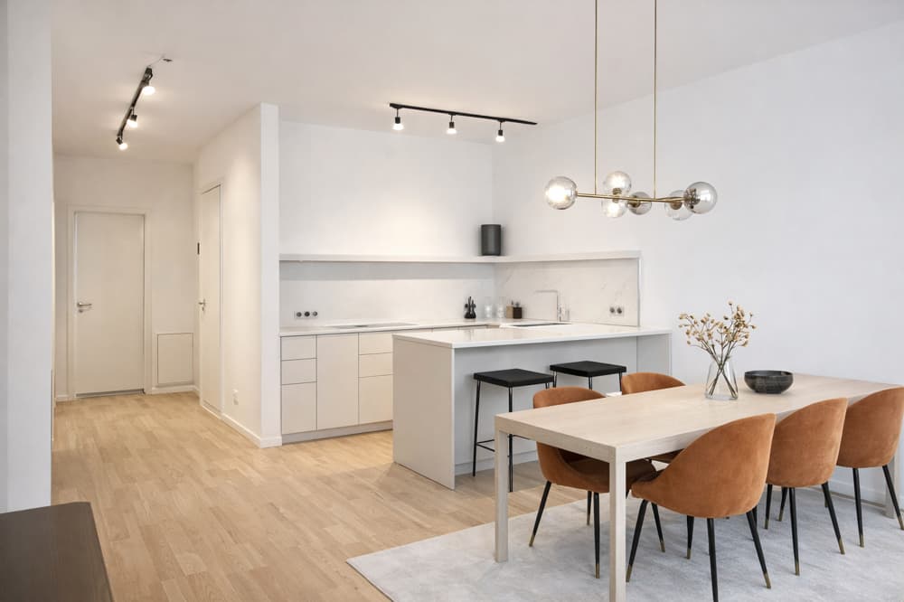 Moderne 4-Zimmer-Wohnung mit Terrasse nahe Winterfeldtplatz