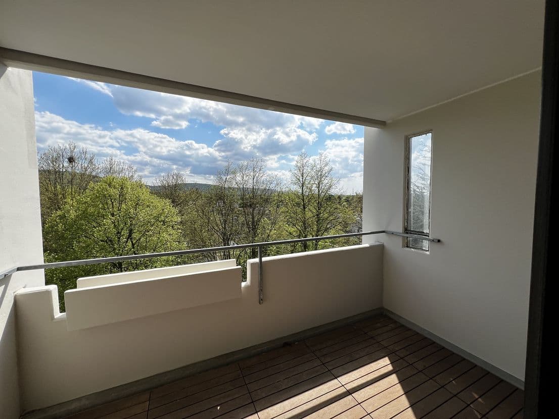 Rüppurr +++ Renovierte 3,5 ZI ETW mit neuer Einbauküche und Sonnenbalkon mit phantastischer Aussicht