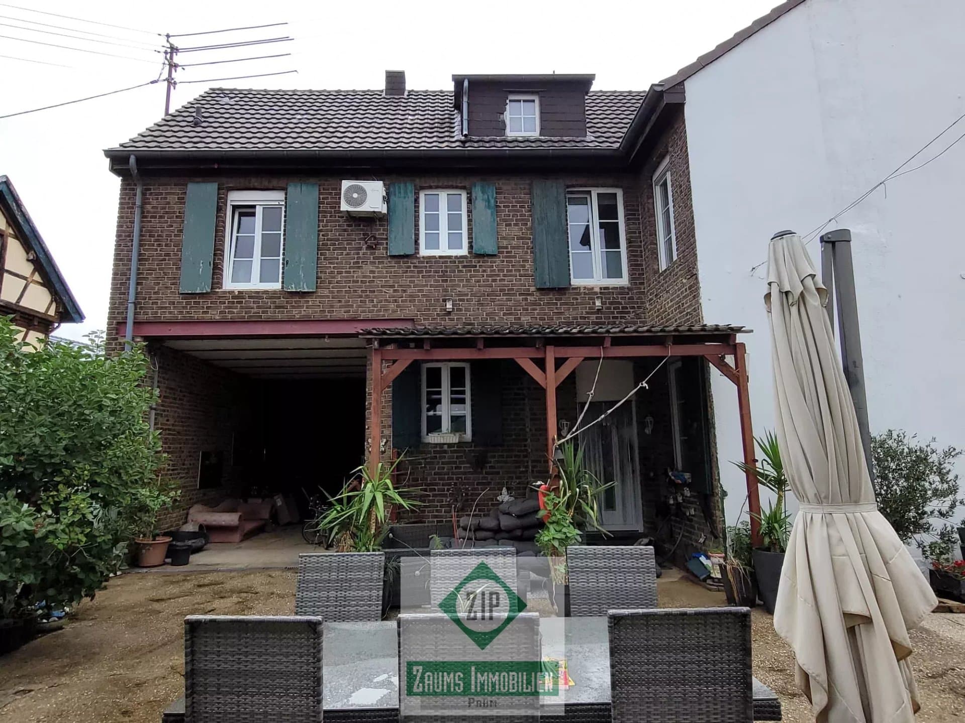 Reiterhof mit 4 Schlafzimmern in Zülpich