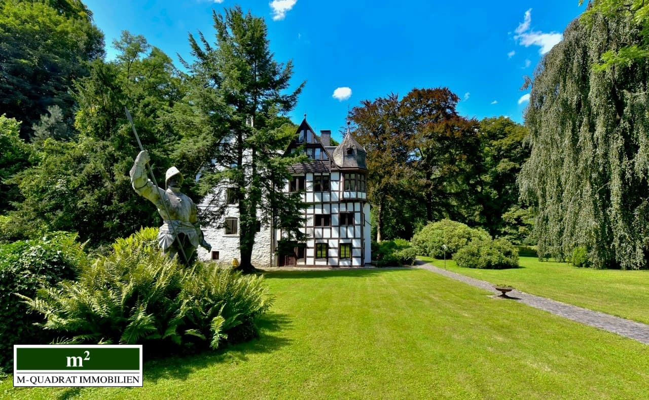 Luxuriöse Wohnung im Schloss in der Nähe von Düsseldorf in Solingen-Ohligs