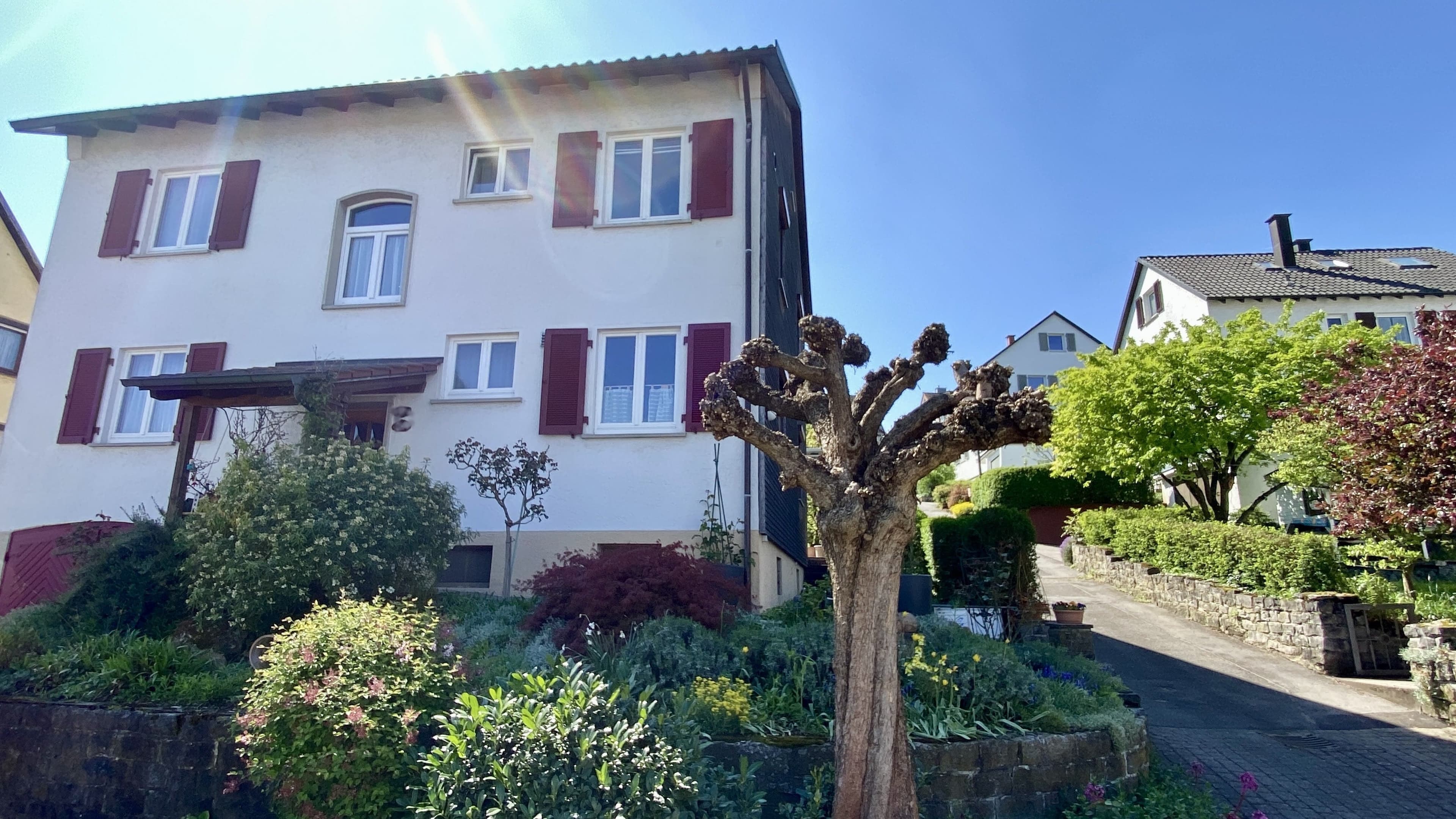 Charmantes Zweifamilienhaus in Weinsberg