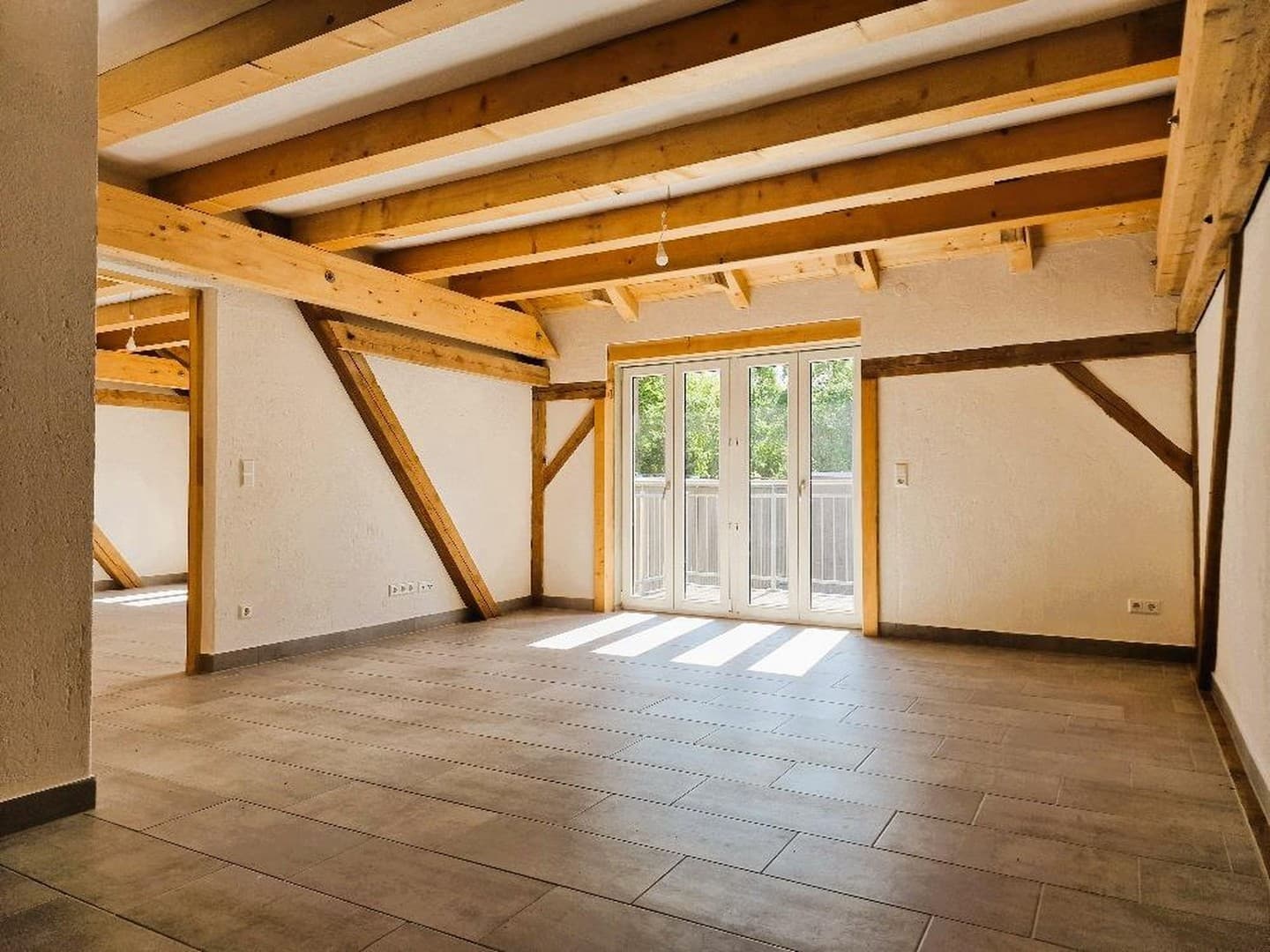 OG Wohnung Balkon I NACHHALTIGSTE Immobilie Wolfsburgs, Lehmbau, PV - Autarkie, Appsteuerung