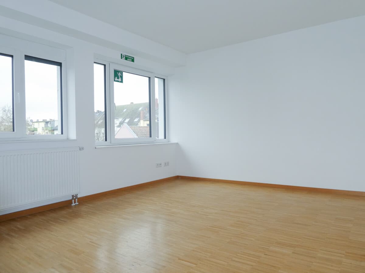 Moderne Wohnung (2021) in zentraler Lage – mit Einbauküche & Energieeffizienz A+