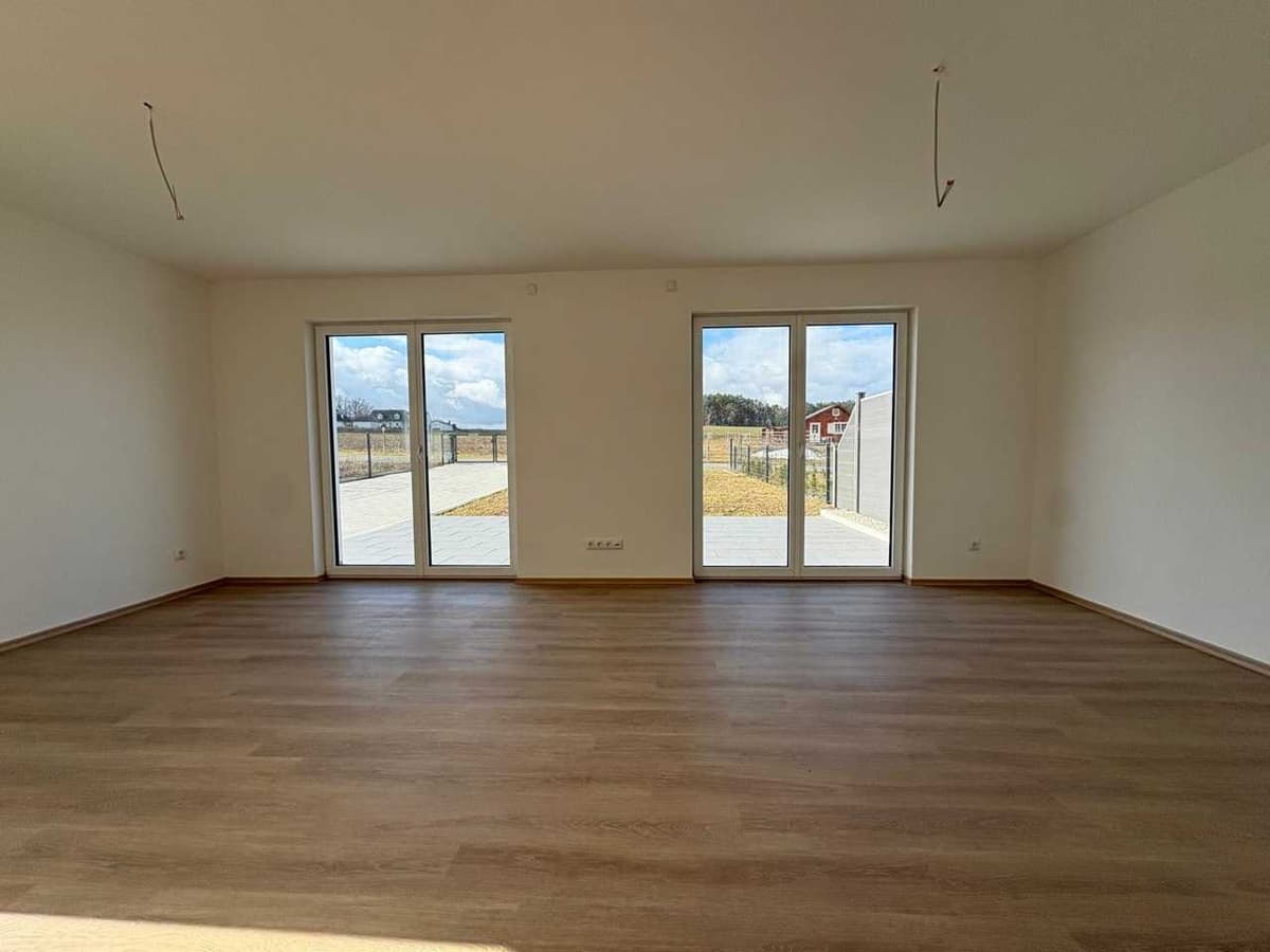 Neubau-Doppelhaushälfte im Erstbezug - Perfekt für Eigennutzer oder Investoren!