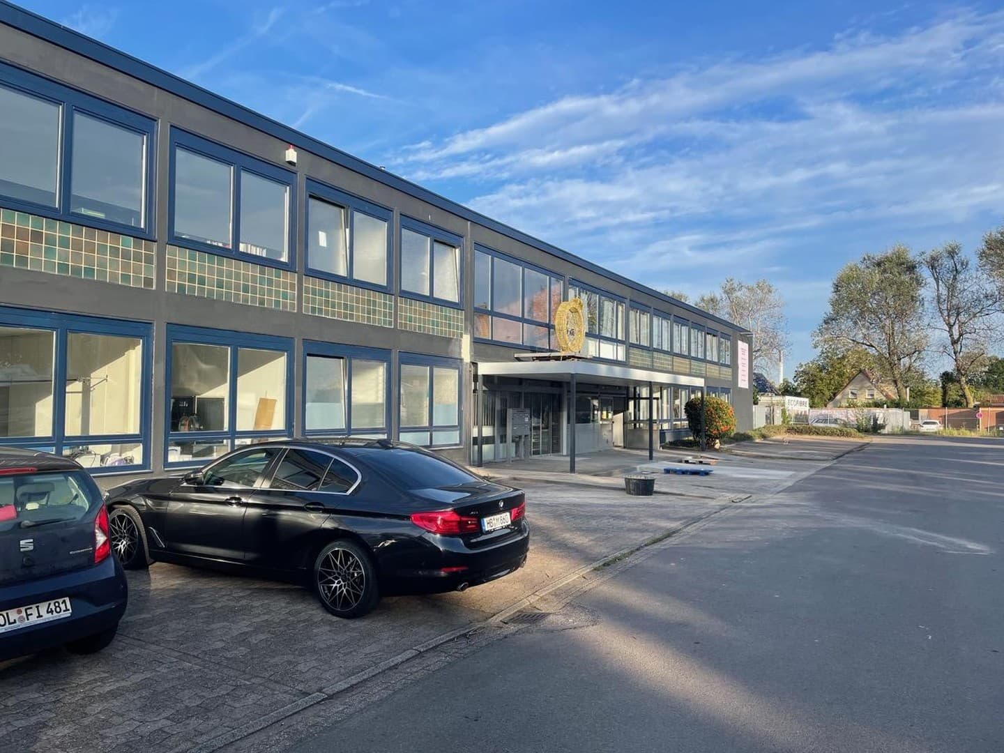 Provisionsfrei: ca 2.000 m² Freifläche Aussenlager / Parkplatz Nähe B6: 2,99 pro QM