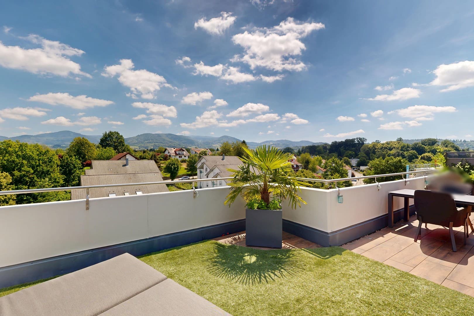 Höchste Penthouse-Etage in Achern Exklusives Wohnen mit spektakulärem Panoramablick