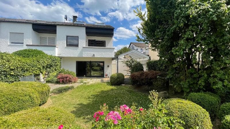 Haus mit Garten - REH in schöner gewachsener Lage in BB
