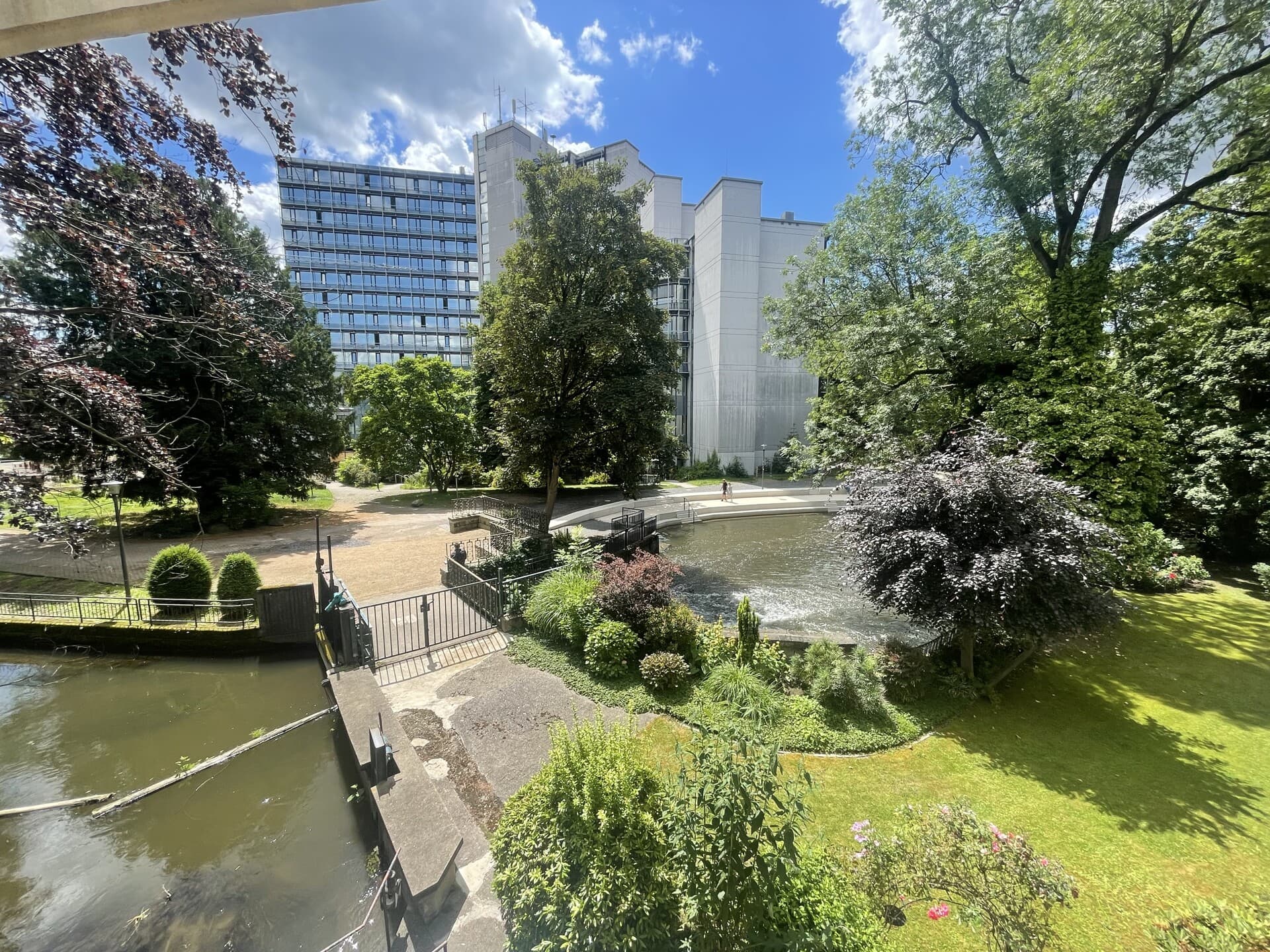 Siegburg-Innenstadt: Traumwohnung mit bestem Ausblick - genießen Sie den Sommer!